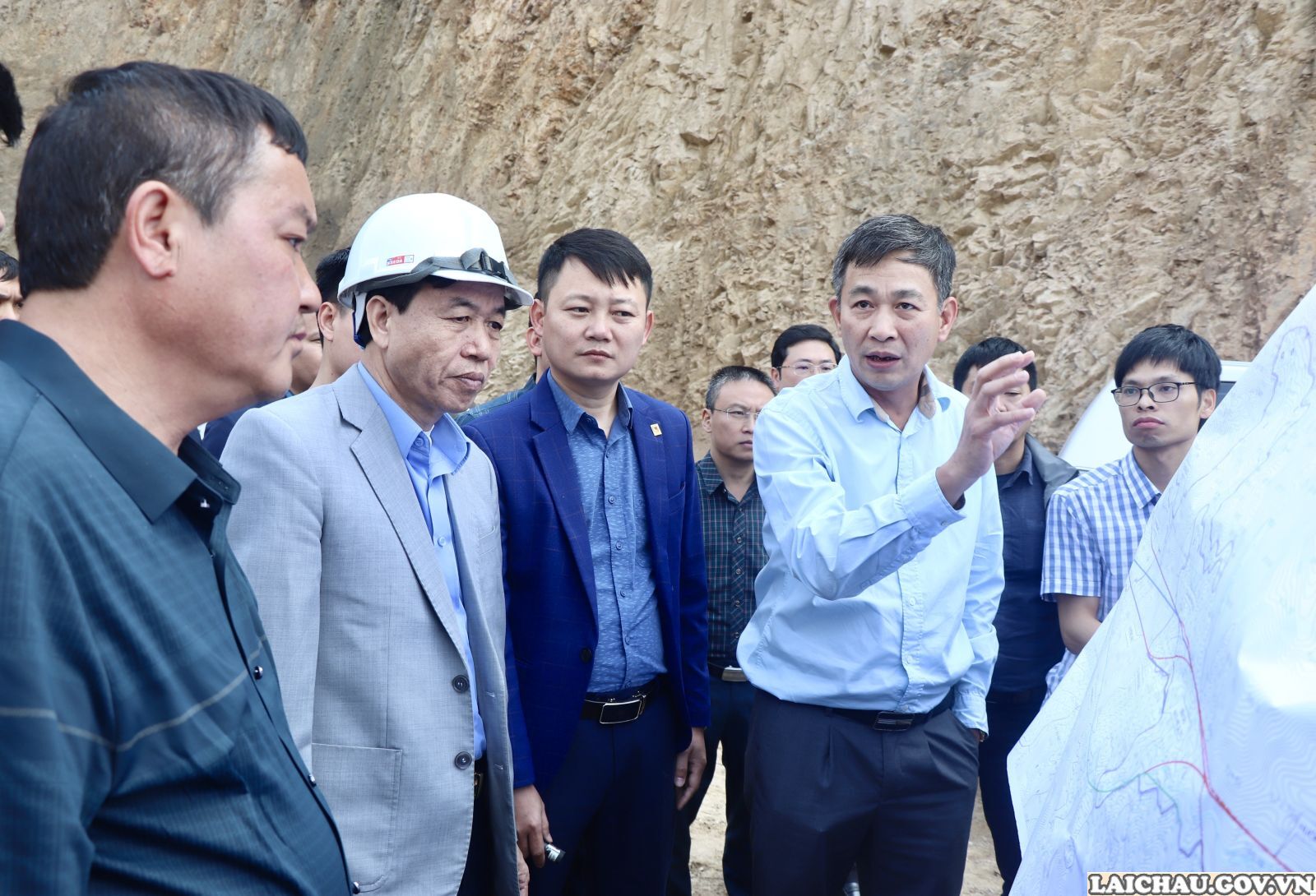 Đề xuất chủ trương đầu tư Dự án Hầm đường bộ Khau Co thuộc tỉnh Lai Châu và tỉnh Lào Cai